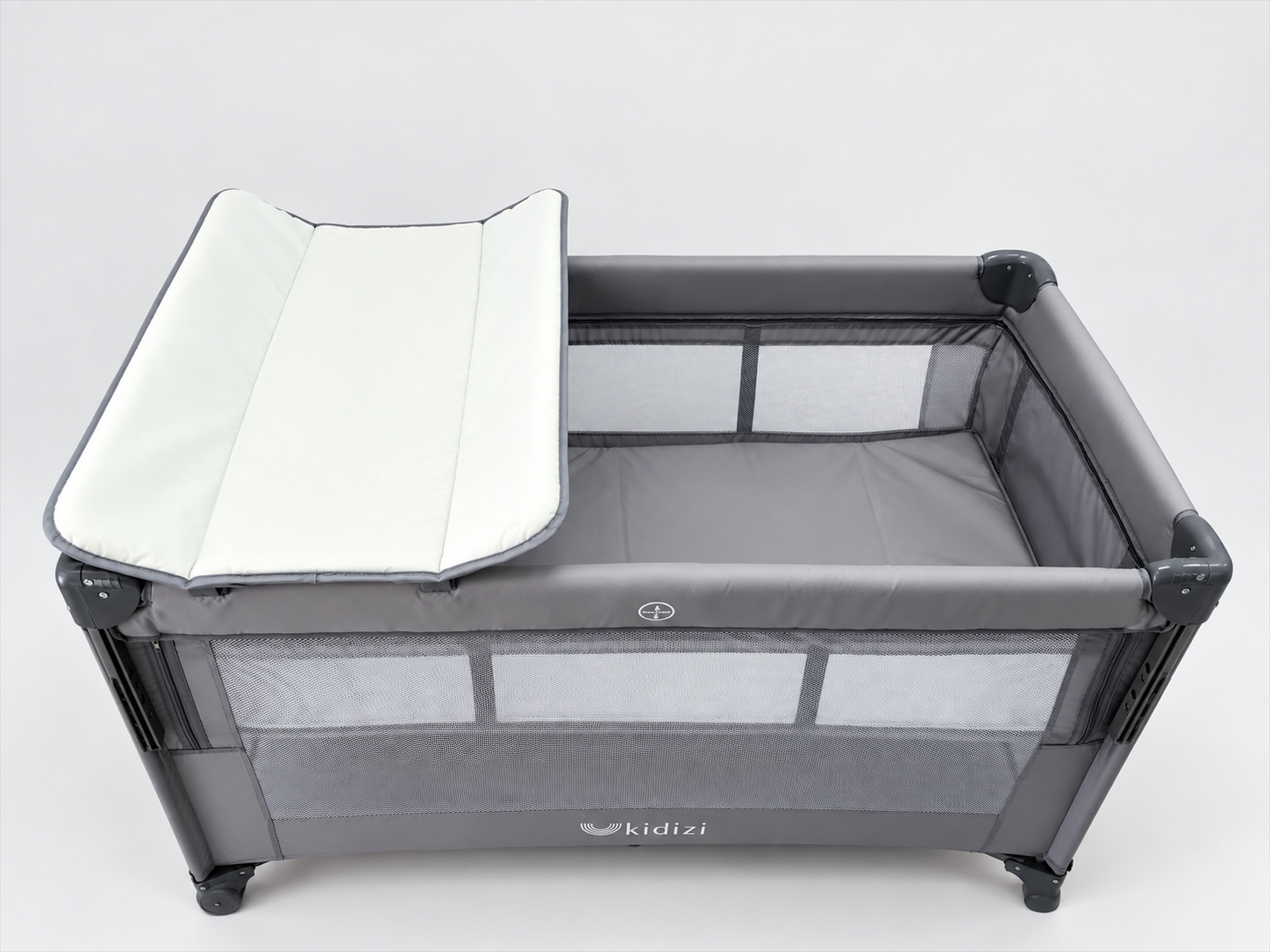 Baby Travel Cot B101